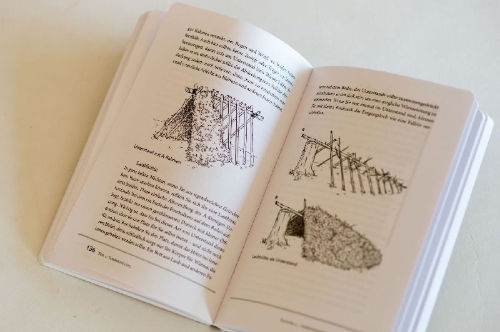 Buchcover und Innenansicht für das Buch: Bushcraft 101 - Überleben in der Wildnis / Der ultimative Survival Praxisführer