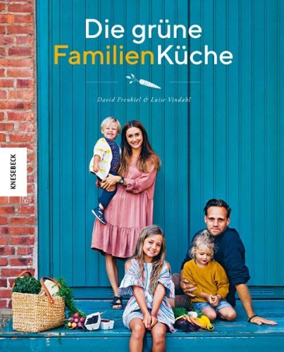 Buchcover und Innenansicht für das Buch: Little Green Kitchen. Simple vegetarian family recipes.