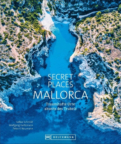Buchcover und Innenansicht für das Buch: Secret Places Mallorca