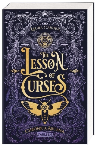Buchcover und Innenansicht für das Buch: The Lesson of Curses (Chronica Arcana 1)