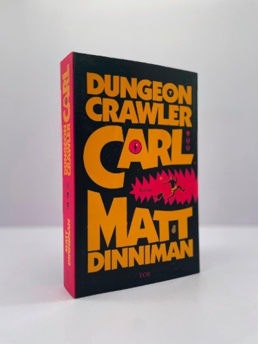 Buchcover und Innenansicht für das Buch: Dungeon Crawler Carl