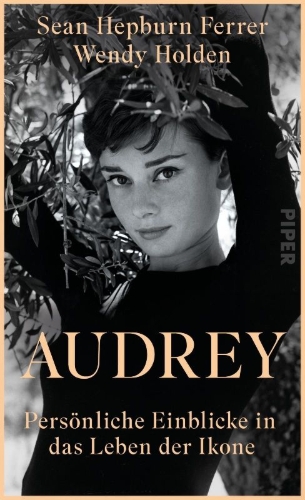 Buchcover und Innenansicht für das Buch: Intimate Audrey