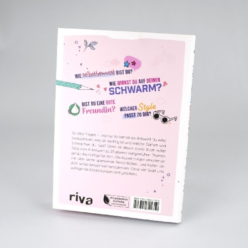 Buchcover und Innenansicht für das Buch: Wie tickst du wirklich? - 25 Psychotests für starke Mädchen