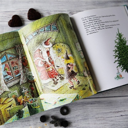 Buchcover und Innenansicht für das Buch: Das große Buch der kleinen Hexe