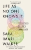 Buchcover und Innenansicht für das Buch: Life As No One Knows It