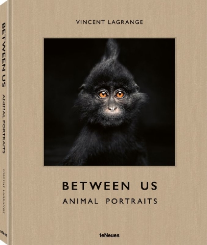 Buchcover und Innenansicht für das Buch: Between Us