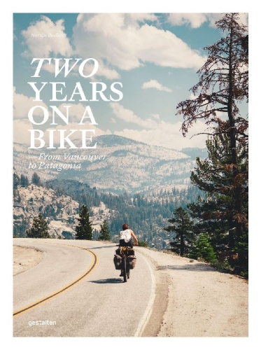 Buchcover und Innenansicht für das Buch: Two Years On A Bike