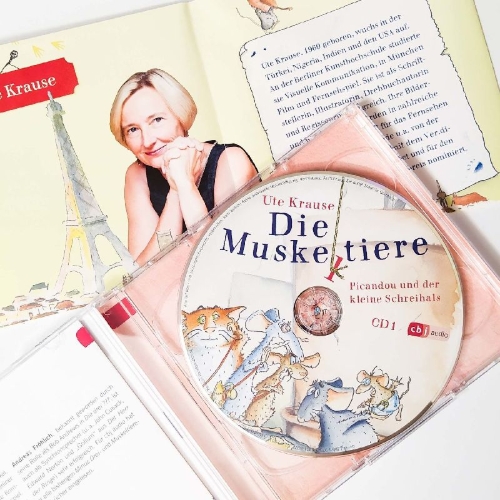 Buchcover und Innenansicht für das Buch: Die Muskeltiere - Die große Abenteuer-Box für kleine Helden
