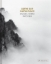 Buchcover und Innenansicht für das Buch: Michael Kenna, Pico Iyer: Same Sun Same Moon
