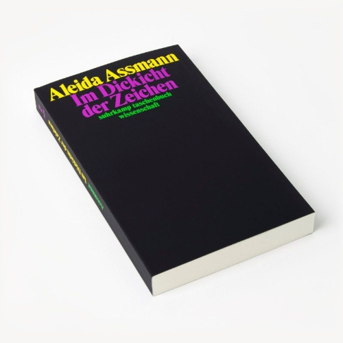 Buchcover und Innenansicht für das Buch: Im Dickicht der Zeichen
