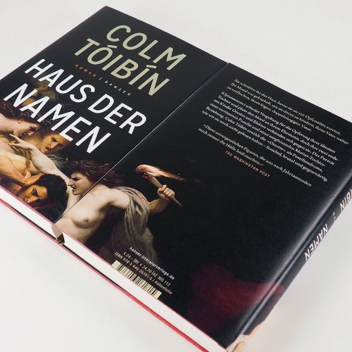 Buchcover und Innenansicht für das Buch: House of Names