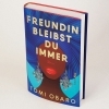 Buchcover und Innenansicht für das Buch: DELE WEDS DESTINY