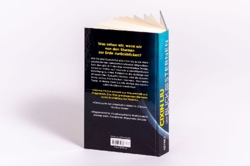 Buchcover und Innenansicht für das Buch: A View From The Stars