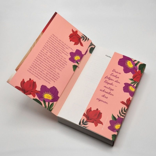 Buchcover und Innenansicht für das Buch: A Game of Scandal