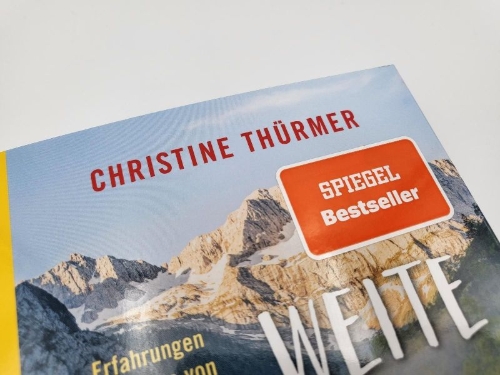 Buchcover und Innenansicht für das Buch: Weite Wege Wandern