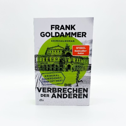 Buchcover und Innenansicht für das Buch: Die Verbrechen der anderen