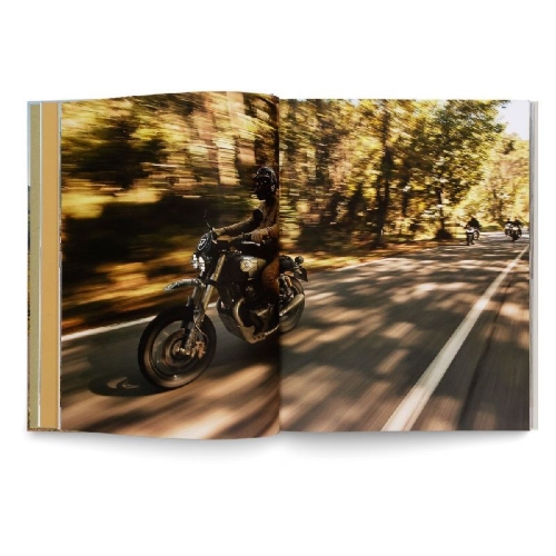 Buchcover und Innenansicht für das Buch: Riding In The Wild