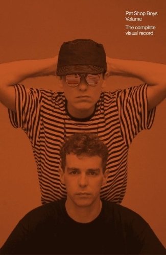 Buchcover und Innenansicht für das Buch: Pet Shop Boys Volume