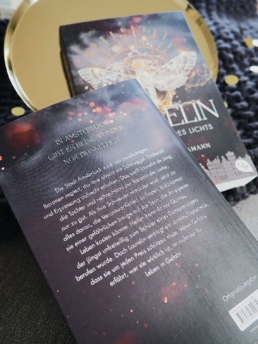 Buchcover und Innenansicht für das Buch: Laurelin - Das Flüstern des Lichts