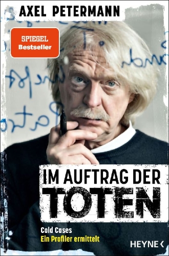 Buchcover und Innenansicht für das Buch: Im Auftrag der Toten