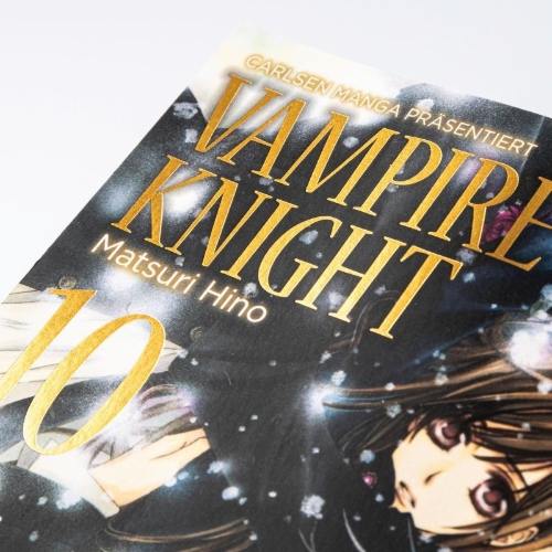Buchcover und Innenansicht für das Buch: Vampire Knight