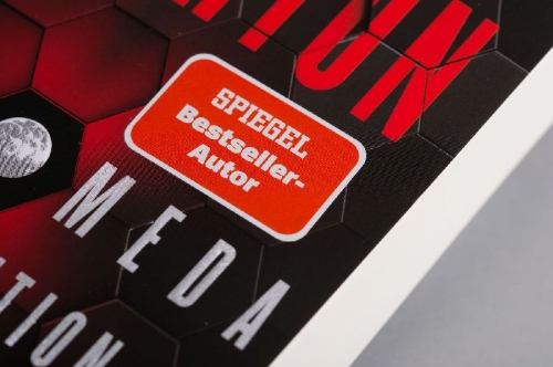Buchcover und Innenansicht für das Buch: The Andromeda Evolution