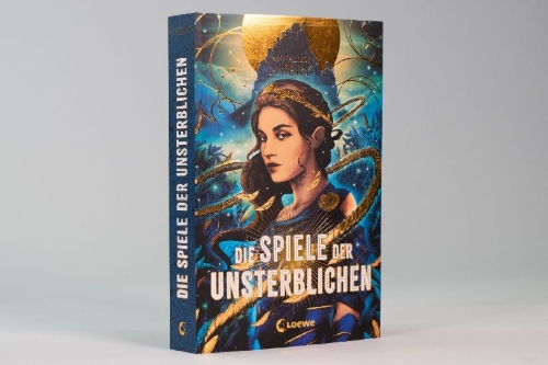 Buchcover und Innenansicht für das Buch: The Immortal Games