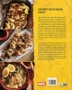 Buchcover und Innenansicht für das Buch: Marvel's Cooking With Wolverine: Recipes, Tales, and Tips for Culinary Survival