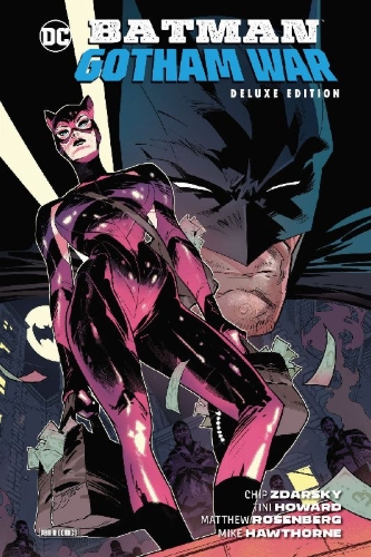 Buchcover und Innenansicht für das Buch: Batman/Catwoman: The Gotham War - Battle Lines #1, Batman #137-#138, Catwoman #57-#58, Batman/Catwoman: The Gotham War - Red Hood #1-#2, Batman/Catwoman: The Gotham War - Scorched Earth #1