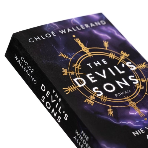Buchcover und Innenansicht für das Buch: The Devil's Sons : Tome 4
