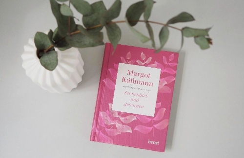 Buchcover und Innenansicht für das Buch: Sei behütet und geborgen