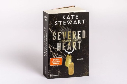 Buchcover und Innenansicht für das Buch: Severed Heart (Ravenhood Legacy 2)