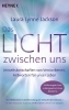 Buchcover und Innenansicht für das Buch: The Light Between Us