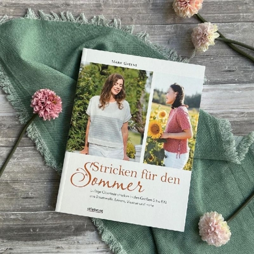 Buchcover und Innenansicht für das Buch: Stricken für den Sommer