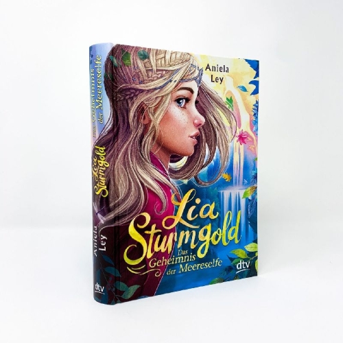 Buchcover und Innenansicht für das Buch: Lia Sturmgold - Das Geheimnis der Meereselfe
