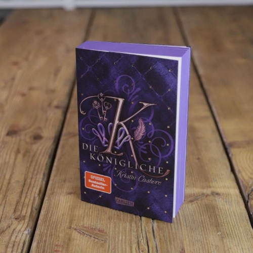 Buchcover und Innenansicht für das Buch: Bitterblue