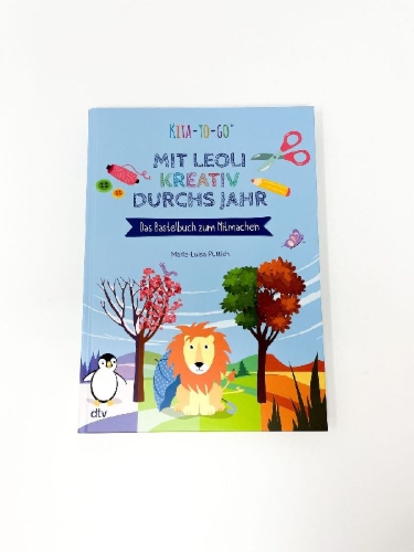 Buchcover und Innenansicht für das Buch: Kita-to-Go: Mit Leoli kreativ durchs Jahr - Das Bastelbuch zum Mitmachen