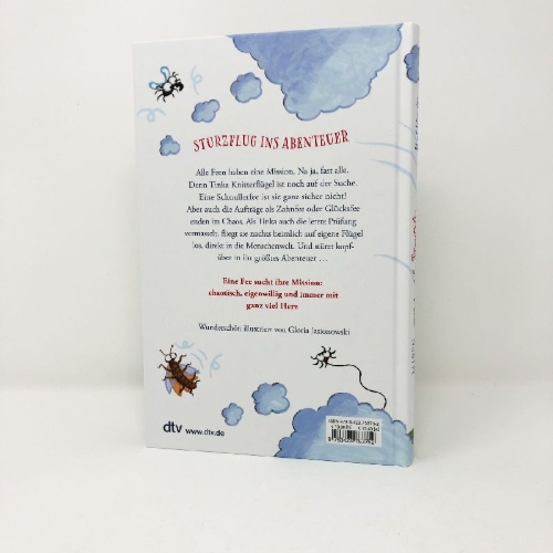 Buchcover und Innenansicht für das Buch: Tinka Knitterflügel - Heldin in Ringelsocken