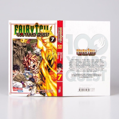 Buchcover und Innenansicht für das Buch: Fairy Tail: 100 Years Quest