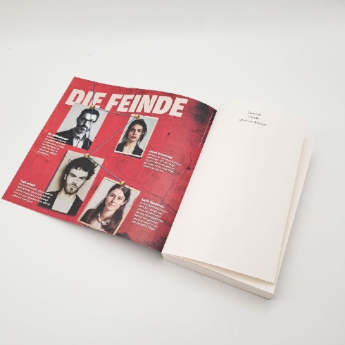 Buchcover und Innenansicht für das Buch: ENEMY - Stunde der Wahrheit