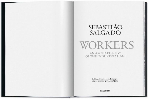 Buchcover und Innenansicht für das Buch: Sebastião Salgado. Arbeiter. Zur Archäologie des Industriezeitalters