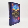 Buchcover und Innenansicht für das Buch: Inkbound. Meticulous Jones and the Skull Tattoo