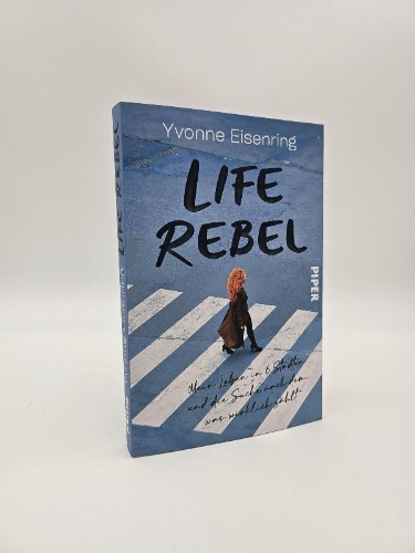 Buchcover und Innenansicht für das Buch: Life Rebel