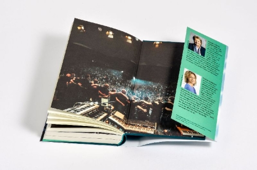 Buchcover und Innenansicht für das Buch: Unerwartet