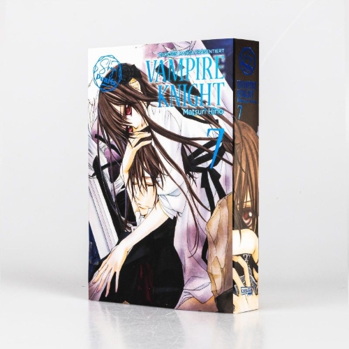 Buchcover und Innenansicht für das Buch: Vampire Knight