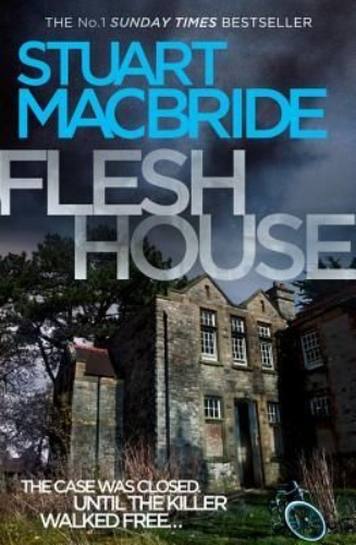 Buchcover und Innenansicht für das Buch: FLESH HOUSE_LOGAN MCRAE4 PB