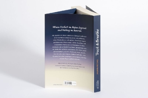 Buchcover und Innenansicht für das Buch: Trust & Breathe - Mein Aufbruch in ein freies Leben