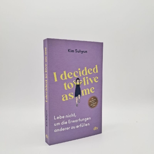Buchcover und Innenansicht für das Buch: I decided to live as me