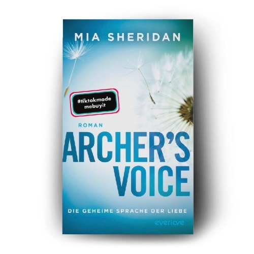 Buchcover und Innenansicht für das Buch: Archer's Voice