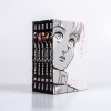 Buchcover und Innenansicht für das Buch: Attack on Titan, Bände 26-30 im Sammelschuber mit Extra